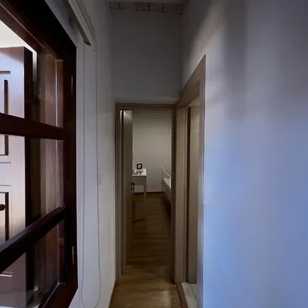 Aleni * לינדוס